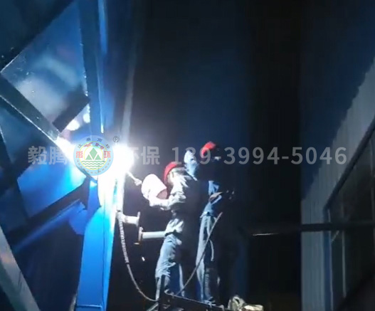 恒康鋁業(yè)中頻爐除塵器 現(xiàn)場加班加點安裝施工，全程監(jiān)護確保質(zhì)量保障安全